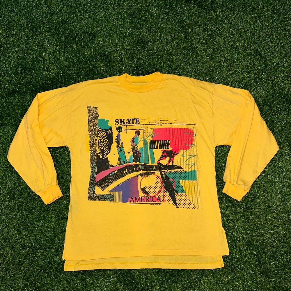 Vintage America skate culture 80s longsleeve size small